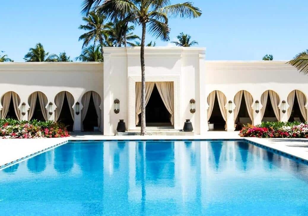 Piscine Baraza Zanzibar min